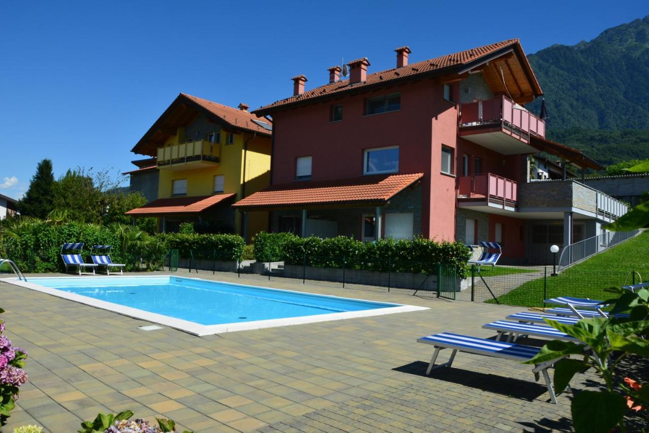 Residence Girasole Casa Rossa A Colico Exteriör bild