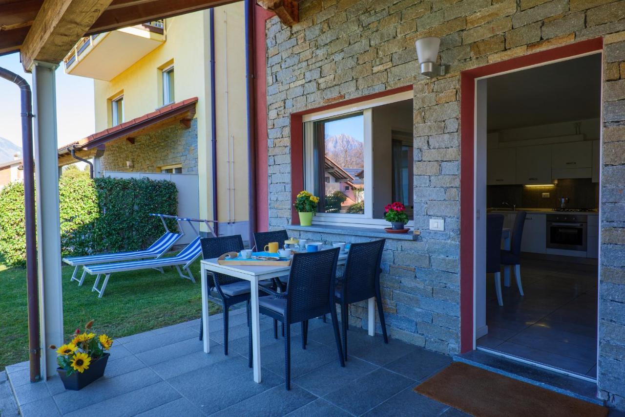 Residence Girasole Casa Rossa A Colico Exteriör bild